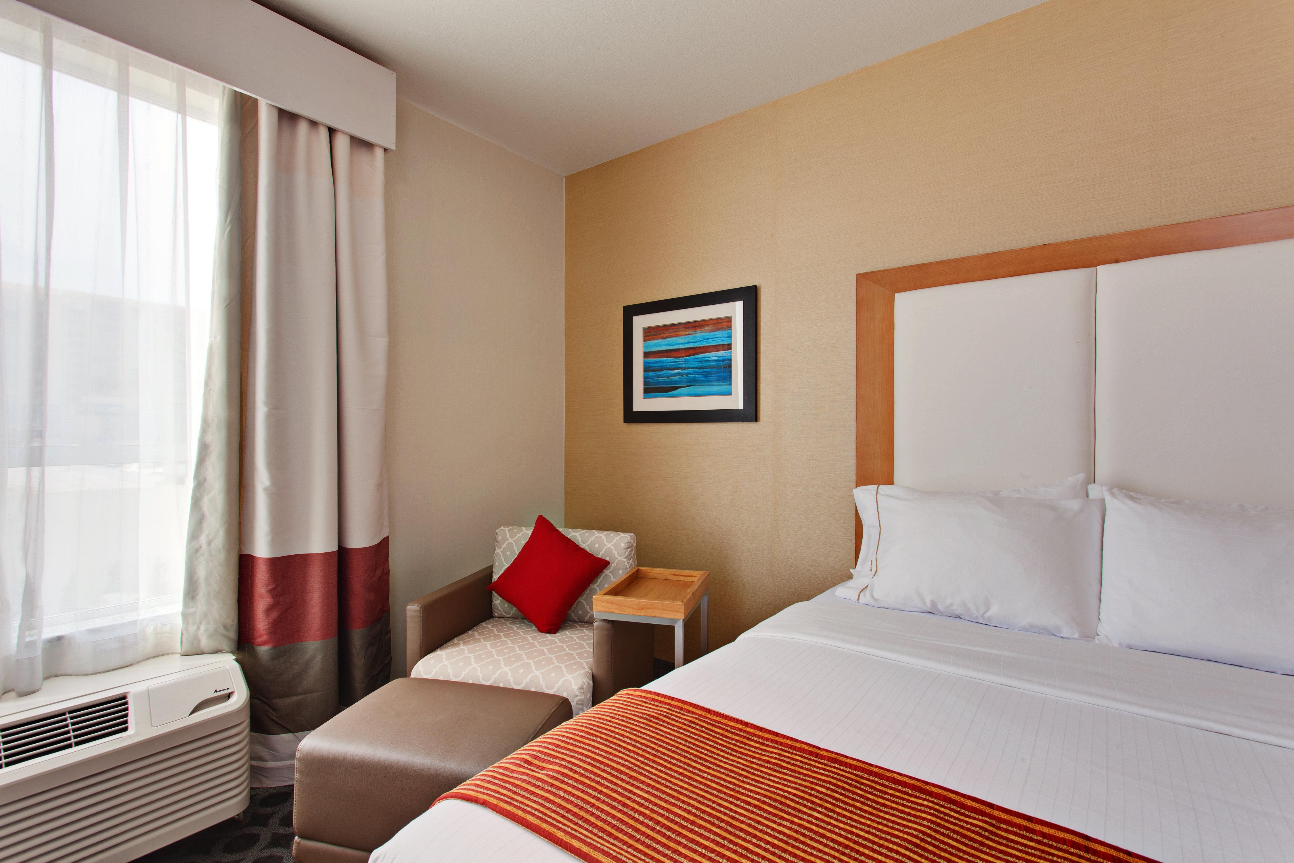 Holiday Inn Express North Hollywood - Burbank Area By Ihg Los Angeles Bagian luar foto