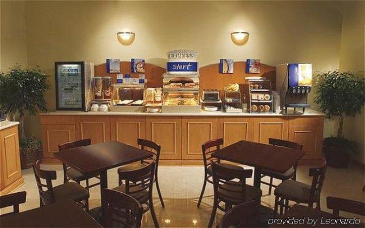 Holiday Inn Express North Hollywood - Burbank Area By Ihg Los Angeles Bagian luar foto