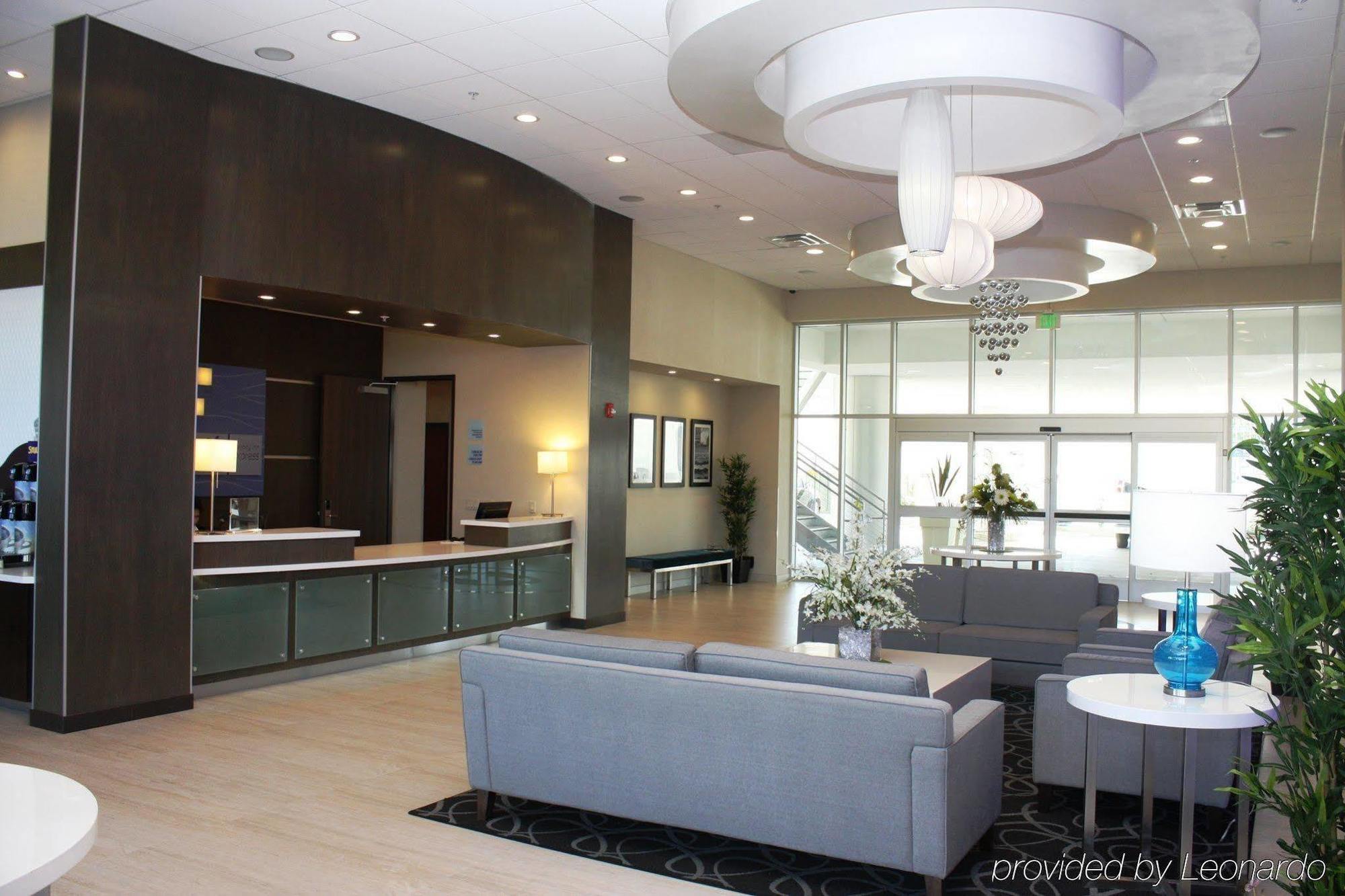 Holiday Inn Express North Hollywood - Burbank Area By Ihg Los Angeles Bagian luar foto